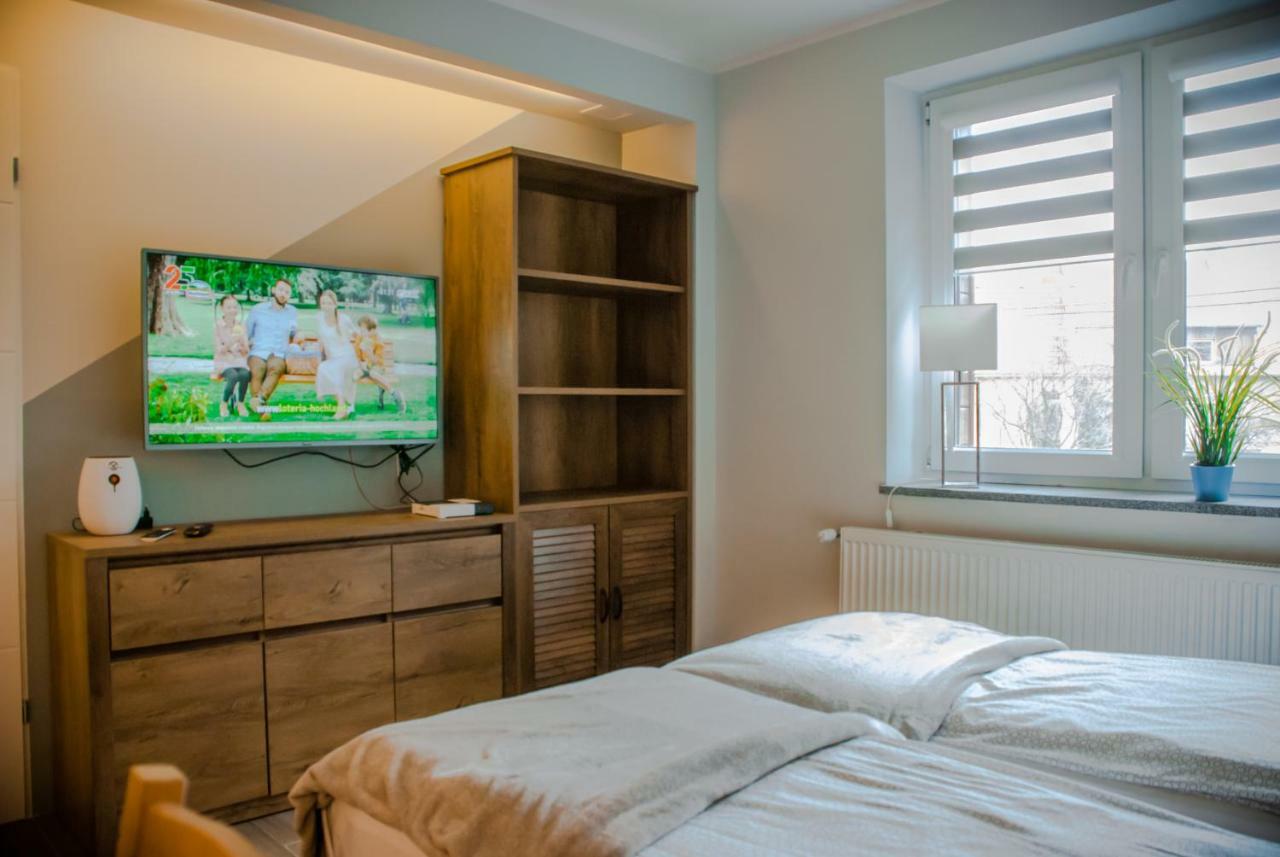 Noclegi "Boczna 5A" Apartamenty Goscinne Szczawno-Zdroj Extérieur photo