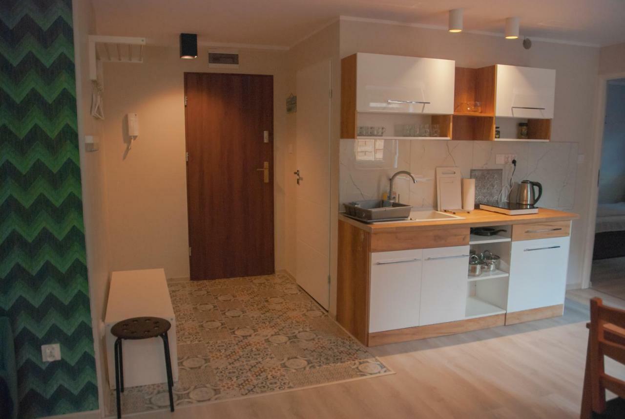 Noclegi "Boczna 5A" Apartamenty Goscinne Szczawno-Zdroj Extérieur photo
