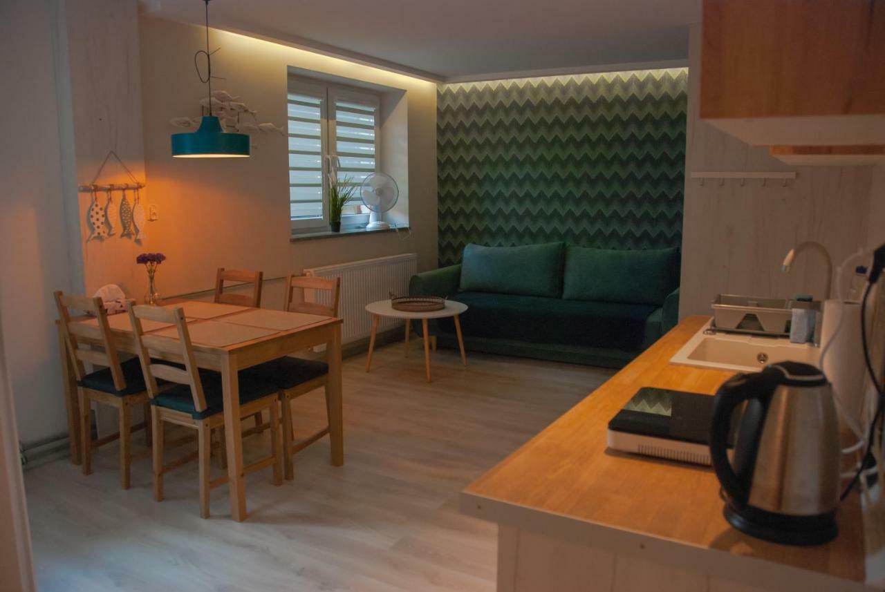 Noclegi "Boczna 5A" Apartamenty Goscinne Szczawno-Zdroj Extérieur photo