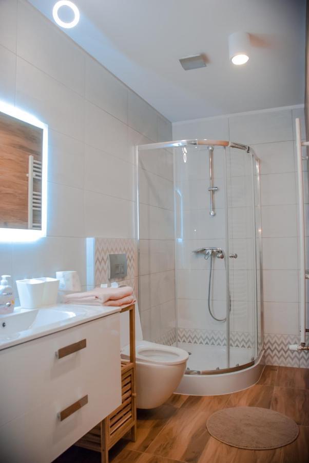 Noclegi "Boczna 5A" Apartamenty Goscinne Szczawno-Zdroj Extérieur photo